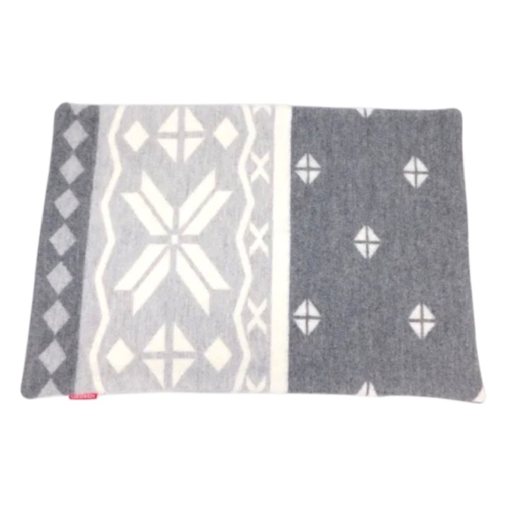 🩶 Giesswein Wool Cushion Cover Gray White Nordic‎ Pattern 15x23